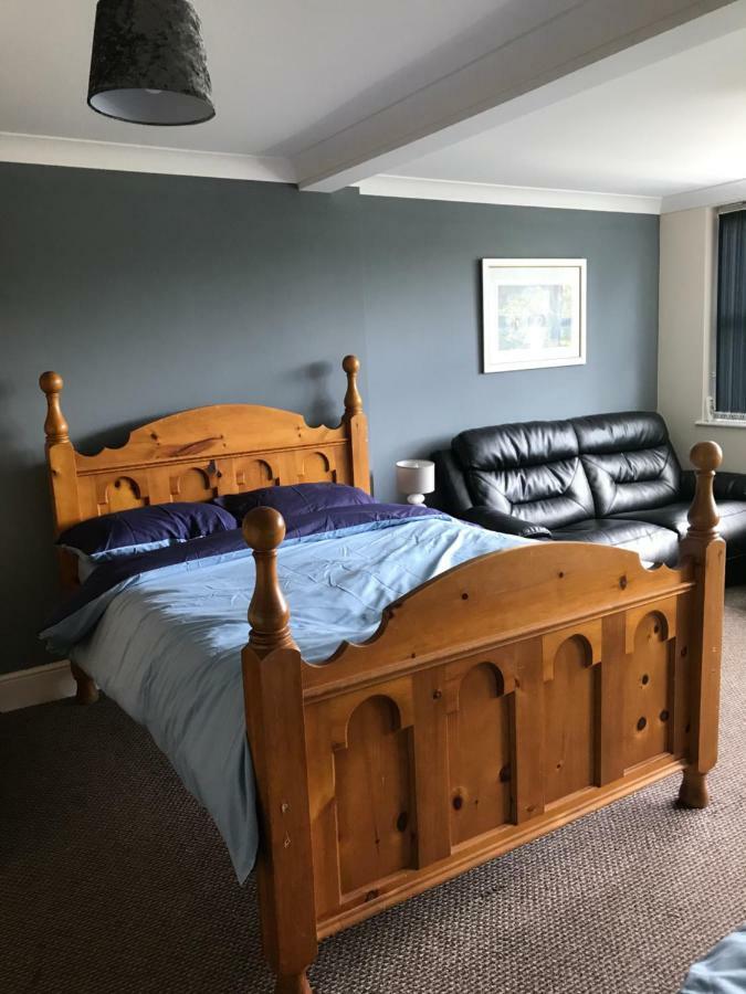 The Hawthorne Hotel Lees  Eksteriør billede